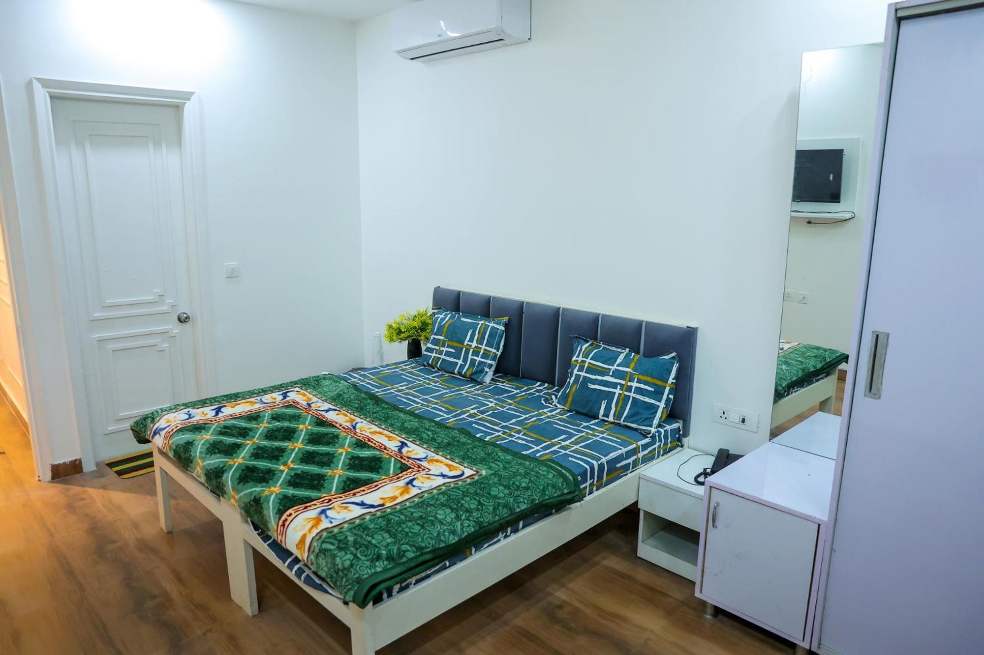 Agrah Stay - Kasa Lusso Stay Faridabad Exteriör bild