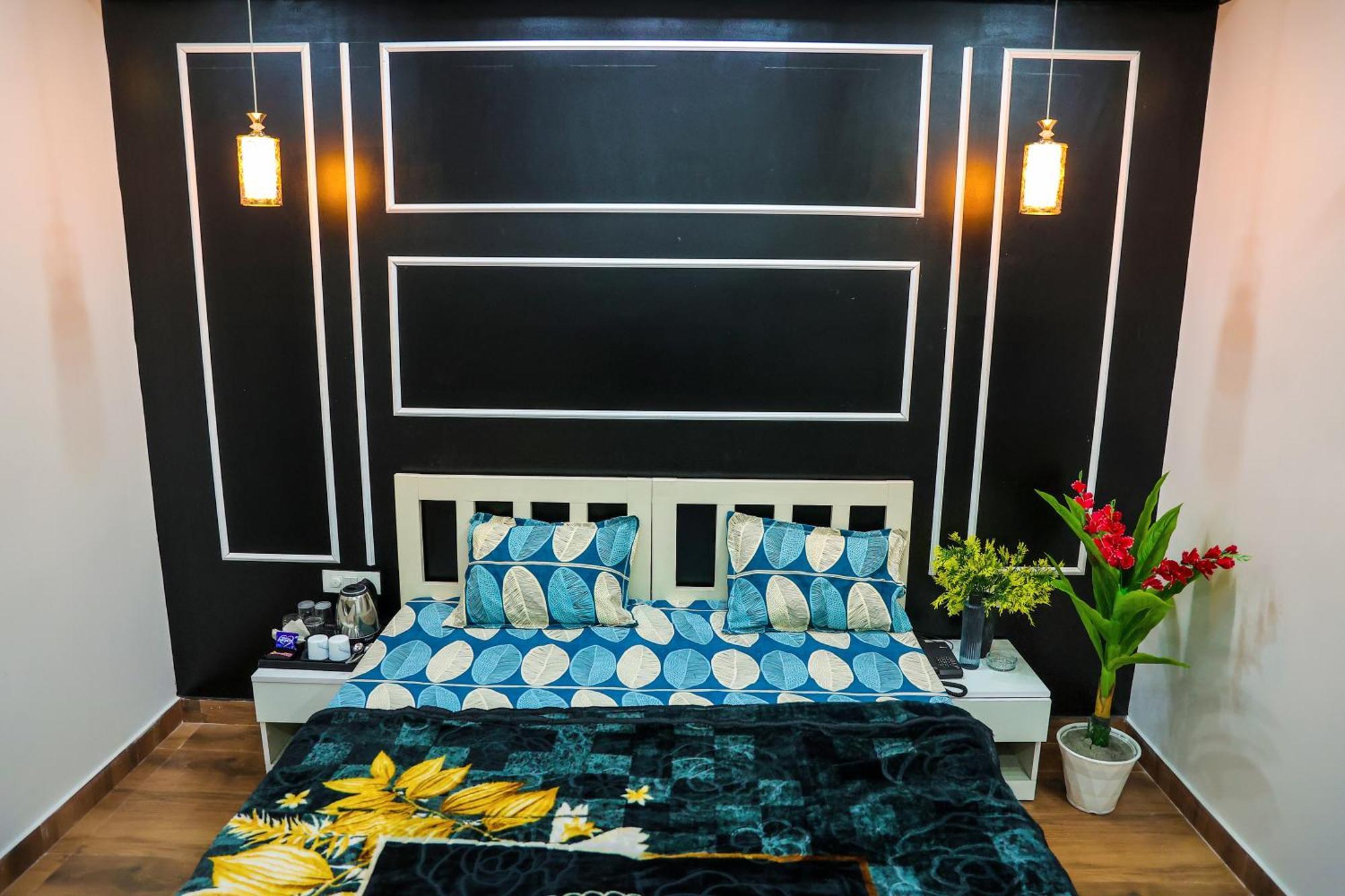 Agrah Stay - Kasa Lusso Stay Faridabad Exteriör bild