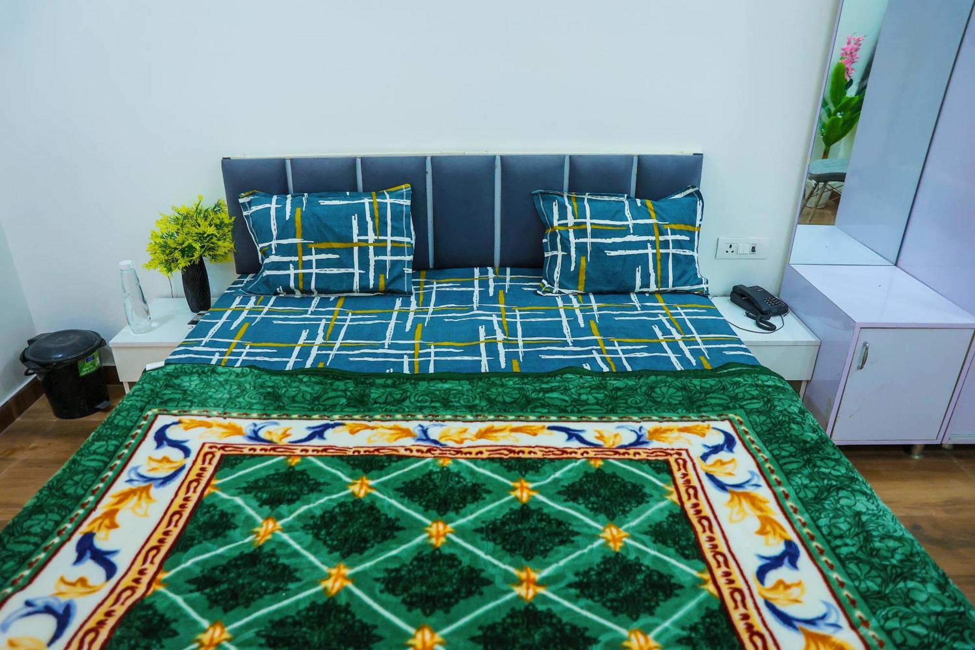 Agrah Stay - Kasa Lusso Stay Faridabad Exteriör bild