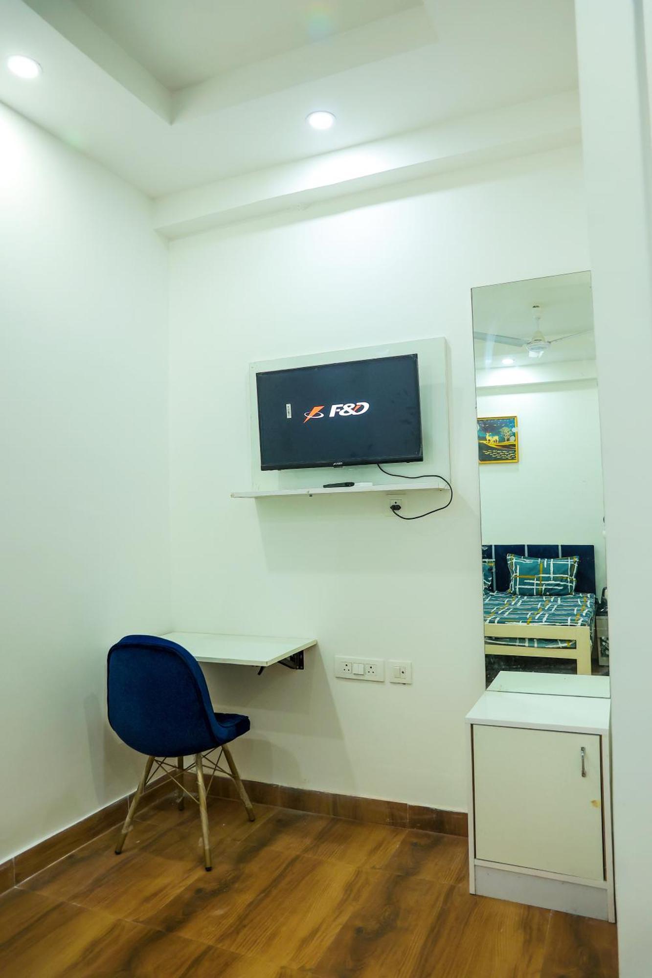 Agrah Stay - Kasa Lusso Stay Faridabad Exteriör bild